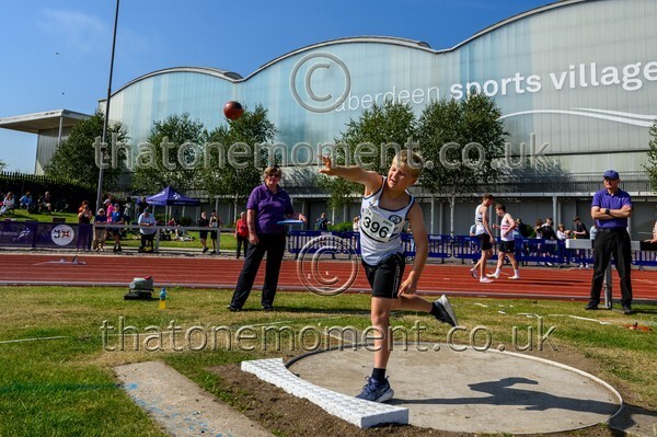 Age25SUN-928633 - Field Male