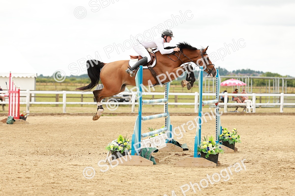 SBM_018184 - Class 21 - Senior Newcomers Championship 2d Rd
