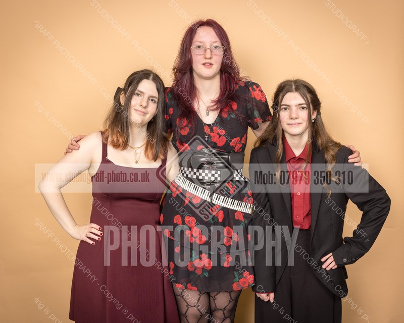 R5L1_2611 - Thurso high school 2025 - Senior prom