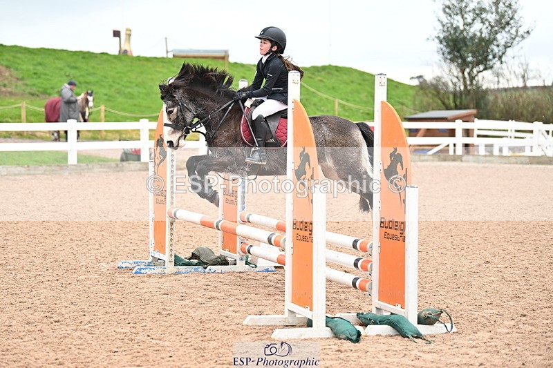 240309A-100631-00018 - Cls 1 Pony Intro 70cm