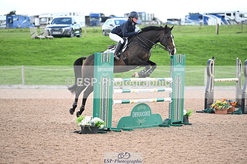 240912A-122734-01473 - Cls 3 Snr Foxhunter