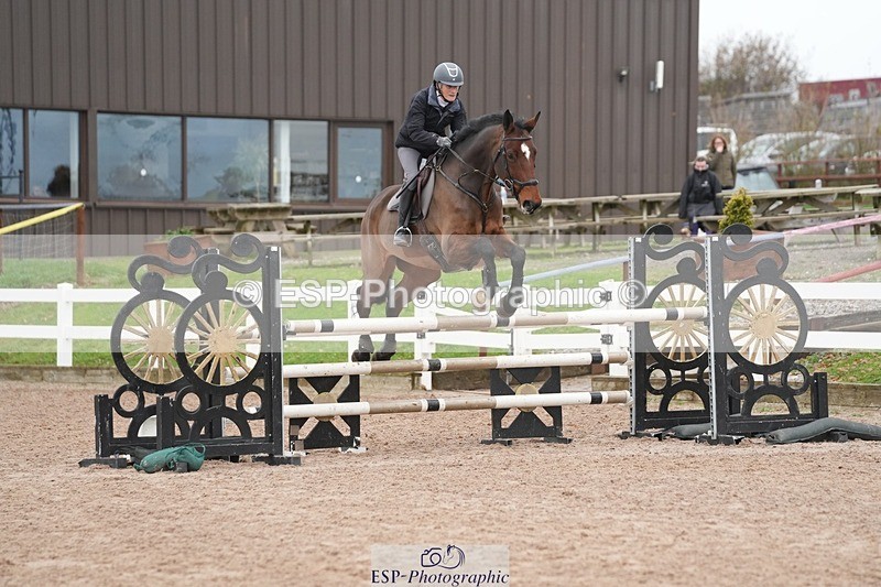 251109-103650-03422 - Cls 19 Snr 1.05m Open