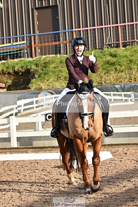 241214-134337-02559 - 112-kelly.jewell-Avalon