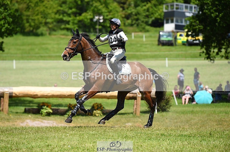 230527-141842-09747 - 324-DRUMGIVEN_MR_CHARISMA-Jeanette_Brakewell-XC