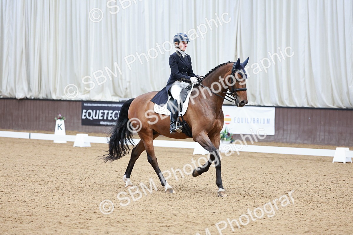 SBM_015845 - Class 5 - FEI INT II - 15.48-17.00