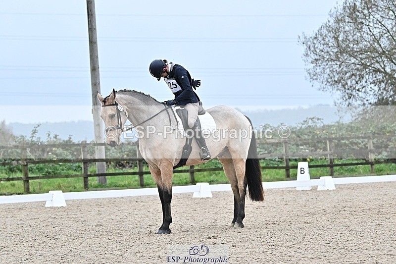 241103-150249-02697 - Novice 1 - 14.44 to 16.08