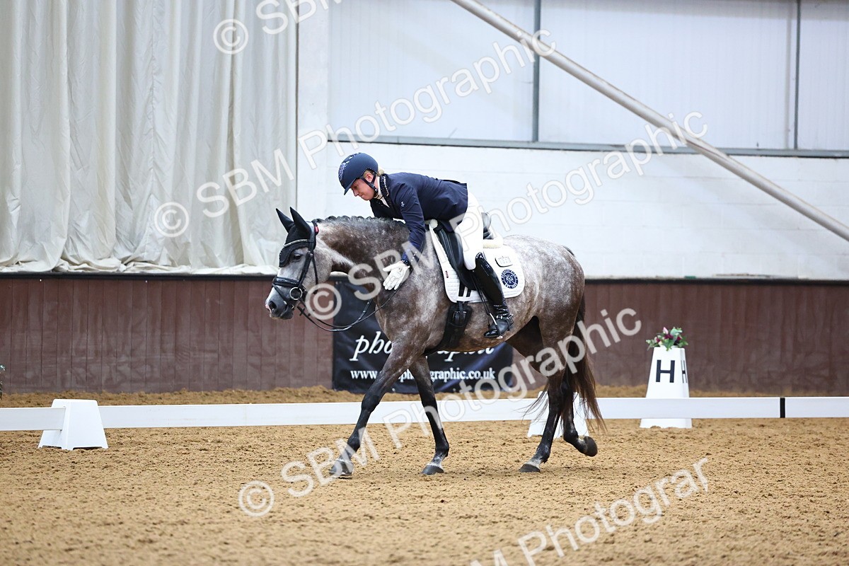 SBM_005669_Class 5 - Novice 6 - 930-1033 - Lucinda