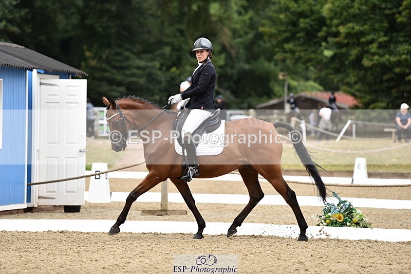 140110A-001650-10563 - 113-Danielle.Thackray-ROMANNO.MAYDREAM