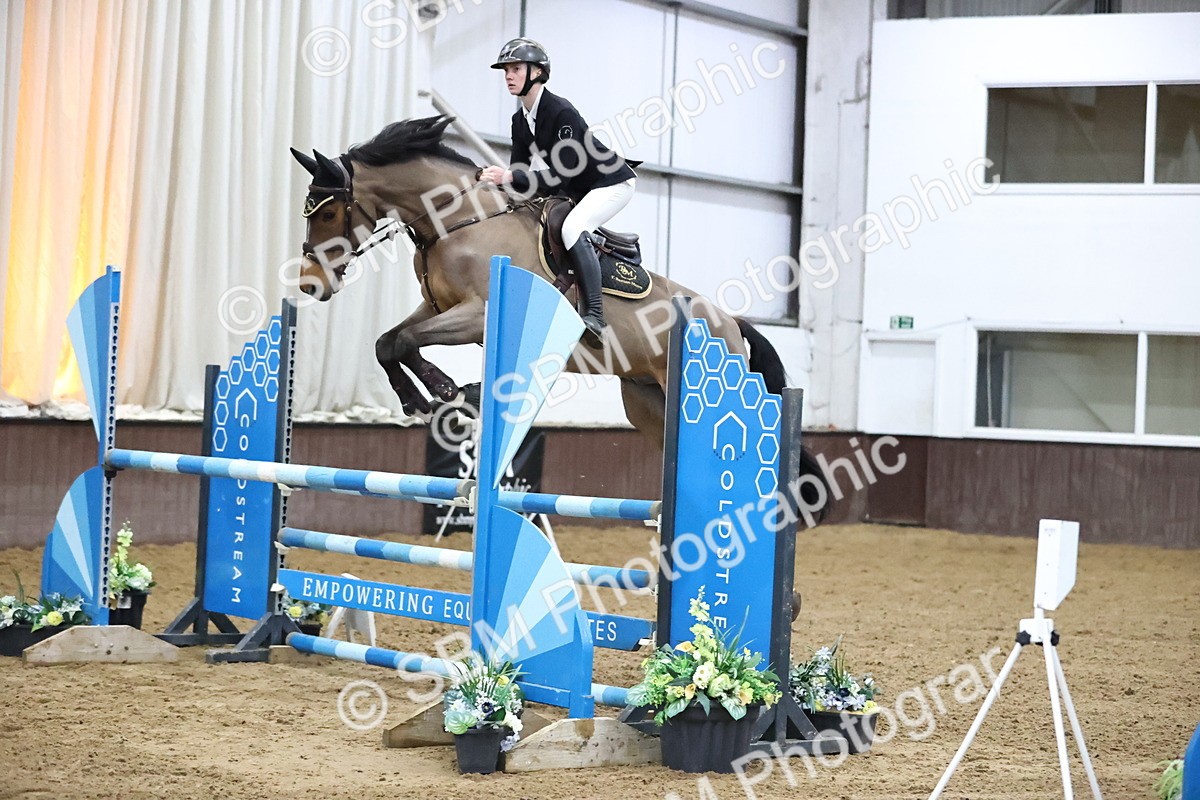 SBM_006068 - Class 18 - Senior 1.15m Open Inc Members Cup Q