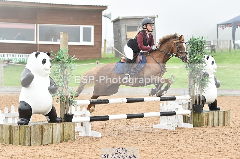 230902A-105046-00465 - Cls 2A Pony Small 70cm