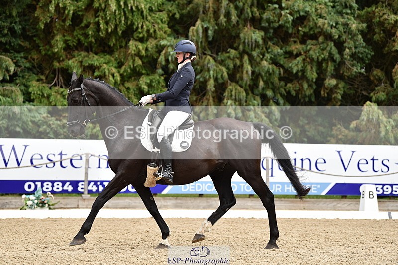 140110A-035122-11404 - 163-Annie.Brooker-Jegro.V