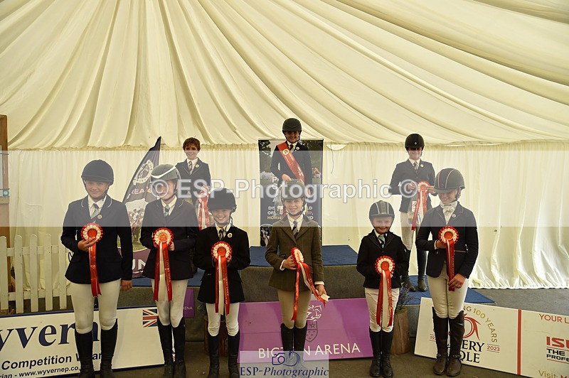 240824X-144808-30177 - D70 and 70cm SJ Presentations