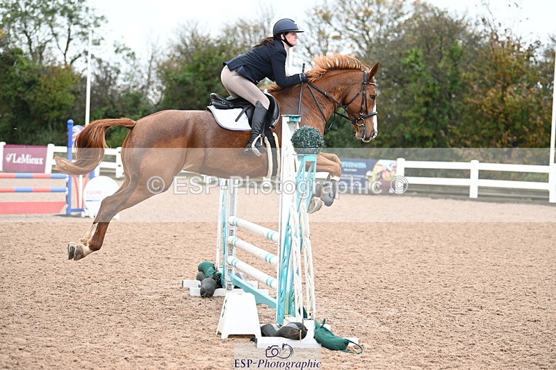 241023A-105921-00437 - Cls 1 British Novice and 90cm Open