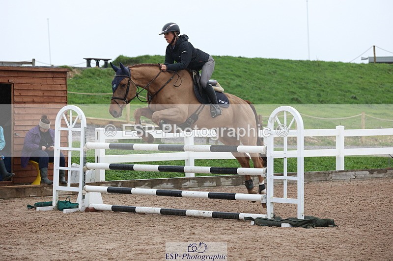 231112A-134705-04647 - Cls 20 Newcomers & 1.10m Open