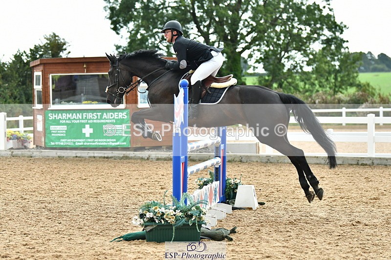 230812A-170040-10652 - Cls 30 A&B 1.10m Nat Am Qual & 1.10m Open