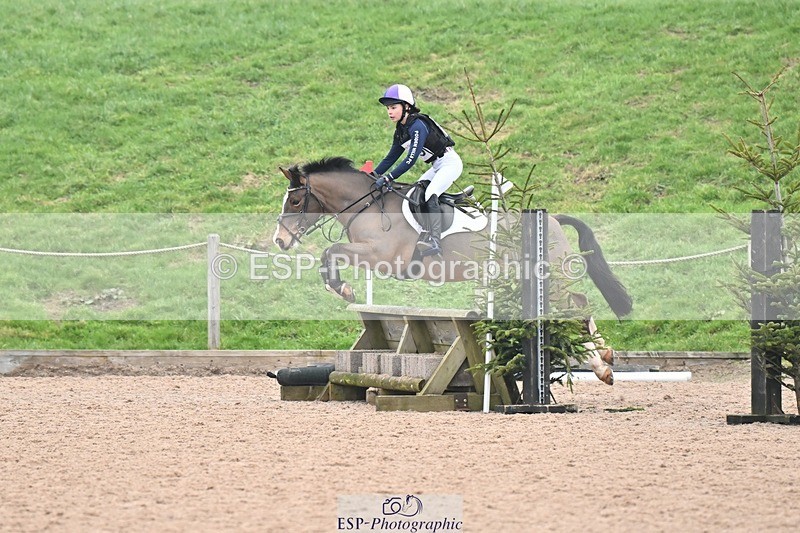 250118-134309-01290 - Cls 3A&B 90cm 13.20 to Coursewalk