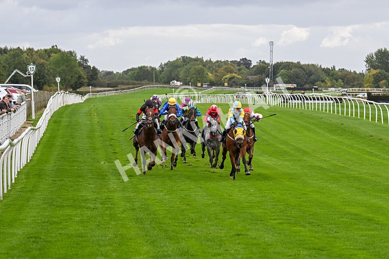 021024-Race 1-Foreseeable Future-8962 - Race 1