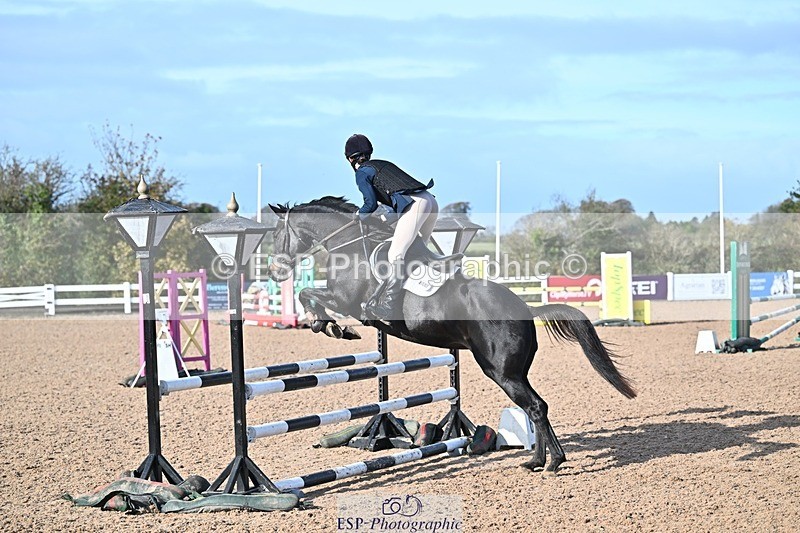 261028-110902-00197 - British Novice and 90cm
