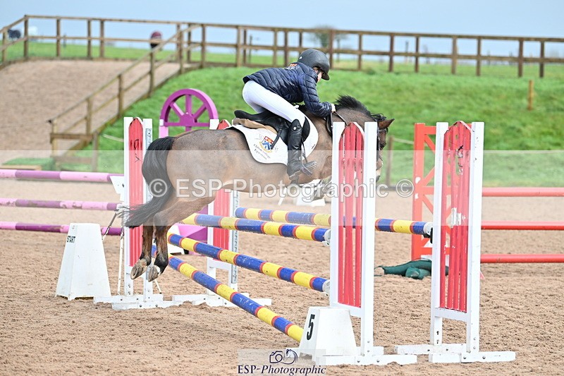 231203A-120901-01074 - Cls 18+19 Club and Schools 90cm