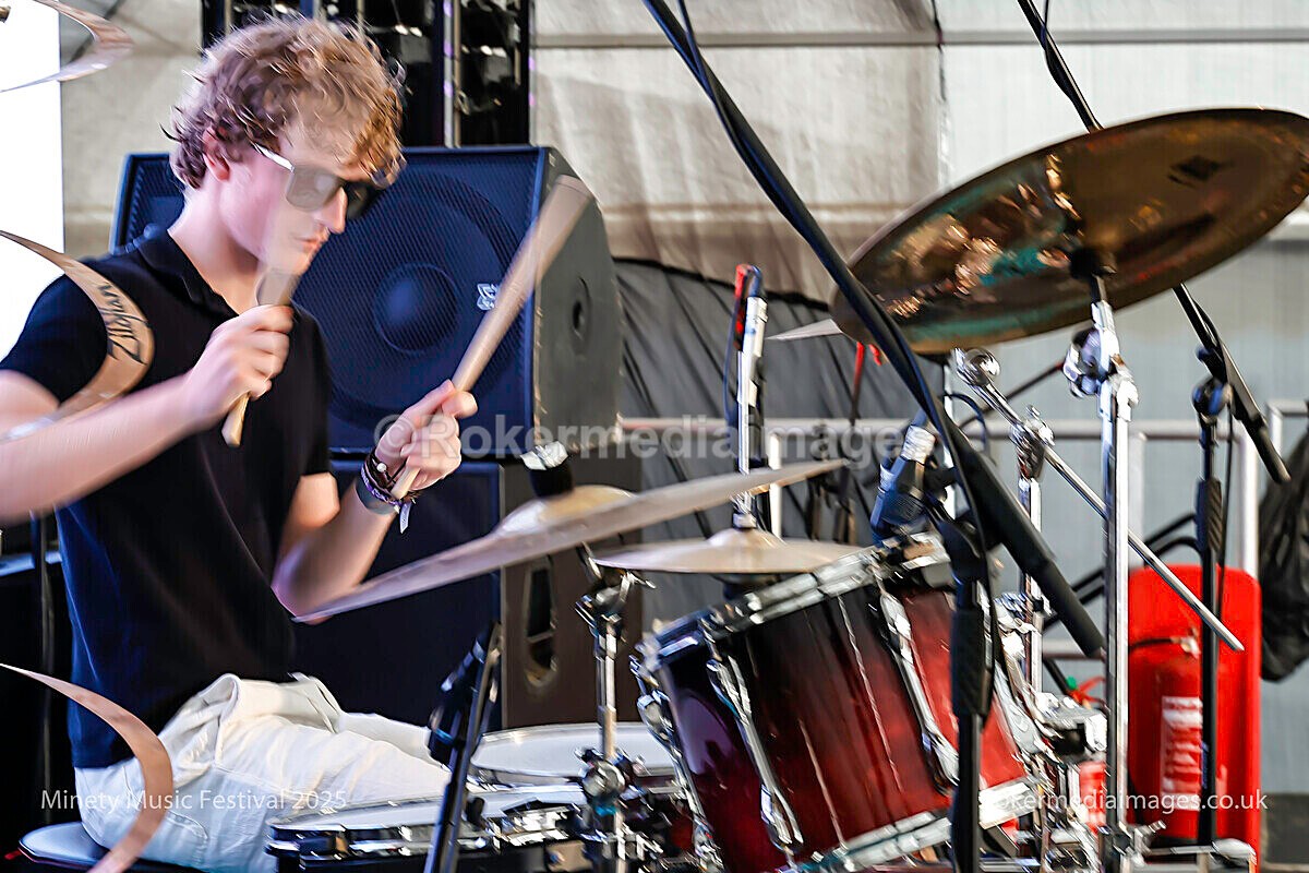 _MGL7197 - MINETY 2025