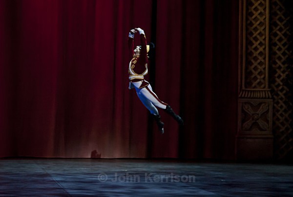  - Nutcracker