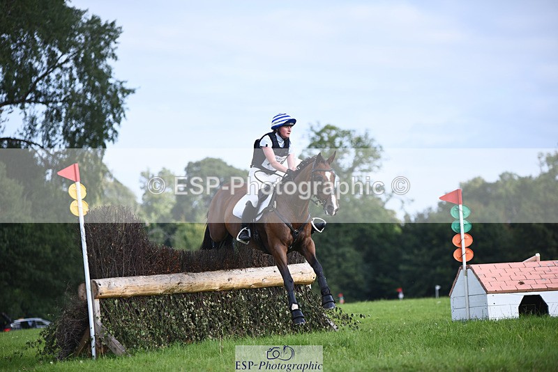 240804-175942-19606 - 755-Amber_Williams-THE_EMERALD_LILY