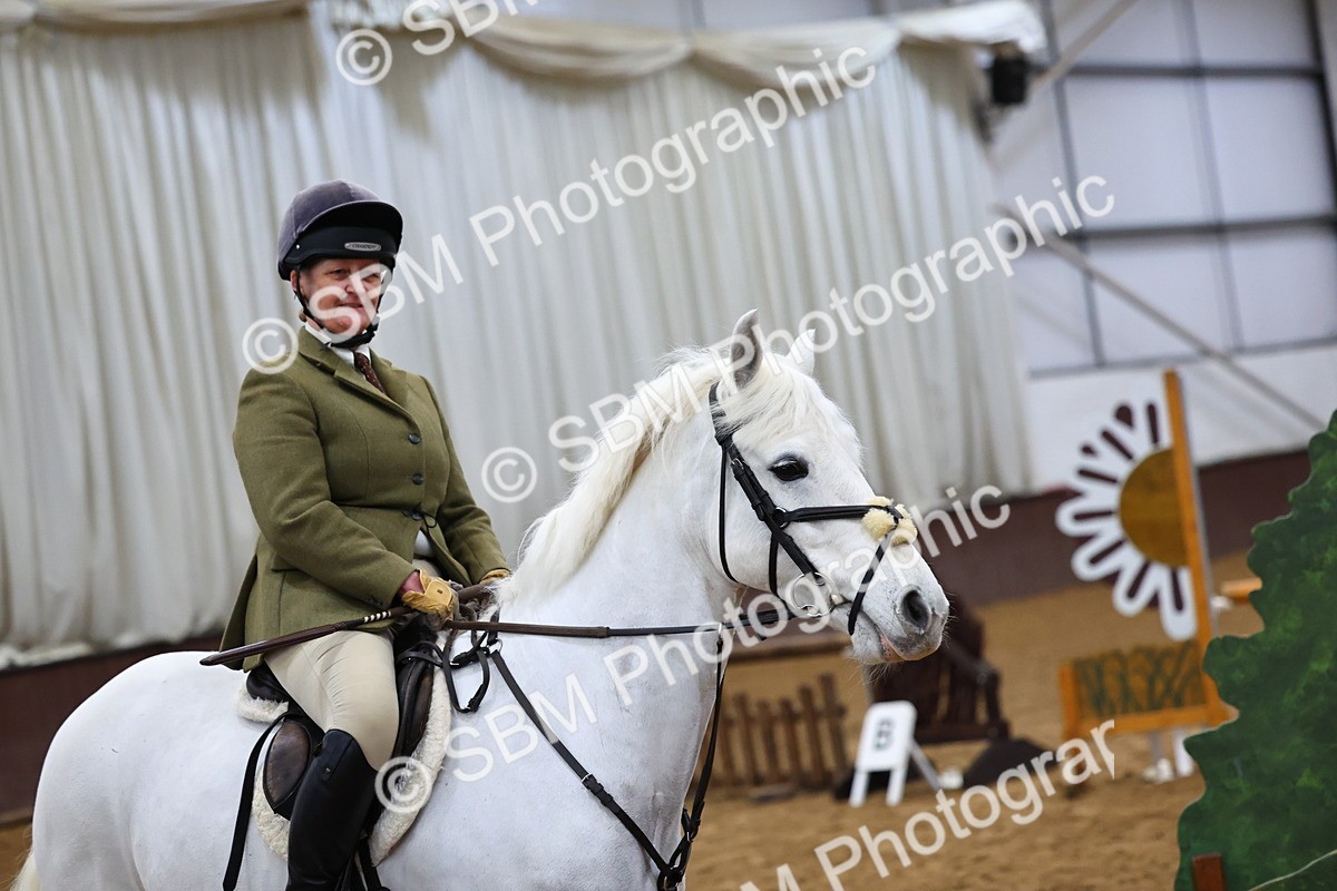 SBM_003636 - Class 37 - 80cm Training Stakes