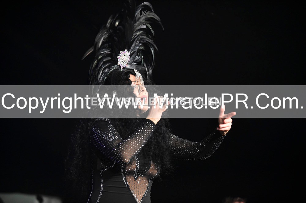SH4_7008 - The Cher Experience