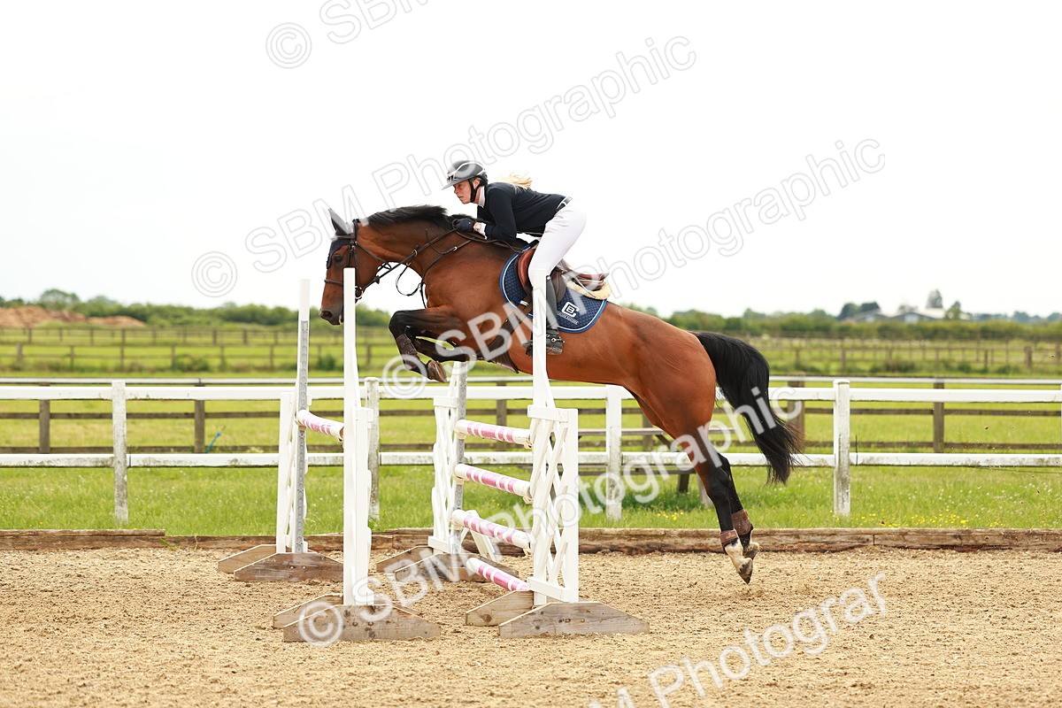 SBM_002128 - Class 4 - Senior Newcomers - 1.10m