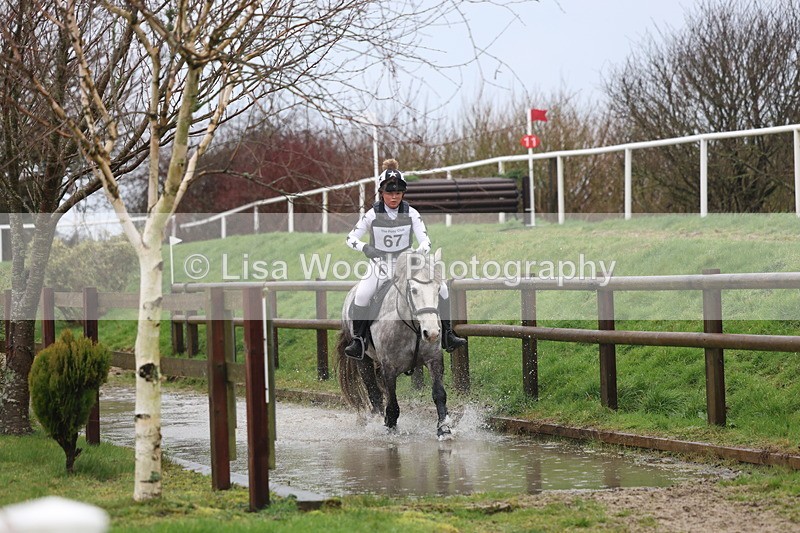 3E7A7005 - Class 2: 80cm Part 1