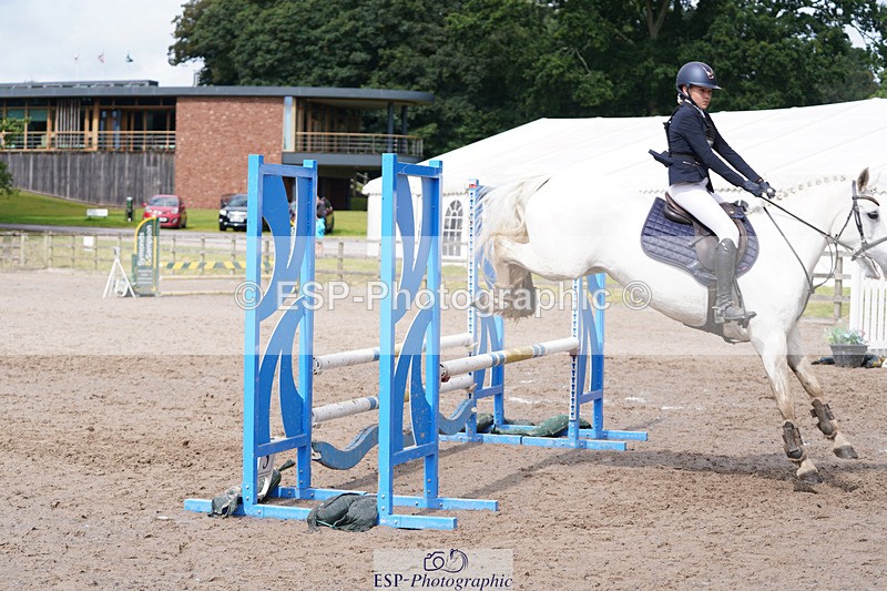 240824X-115304-23702 - 80cm Round 1 12.00 to 13.00