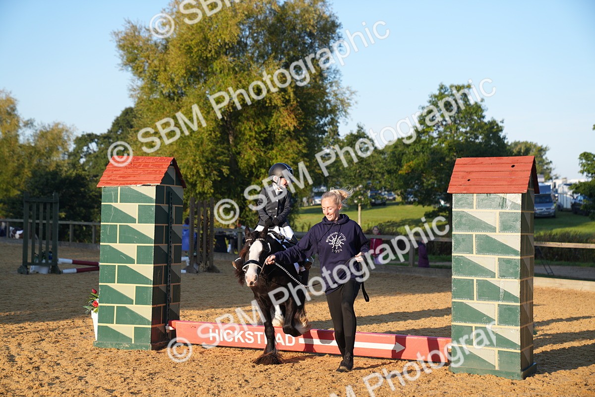 SBM_58889 - J63 - Minis Clear Round 30cm 40cm