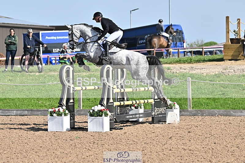 240509A-092509-00544 - Cls 8 Foxhunter