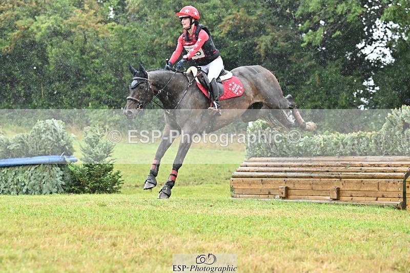 250830-152816-04850 - G-325-Jessie.Dando