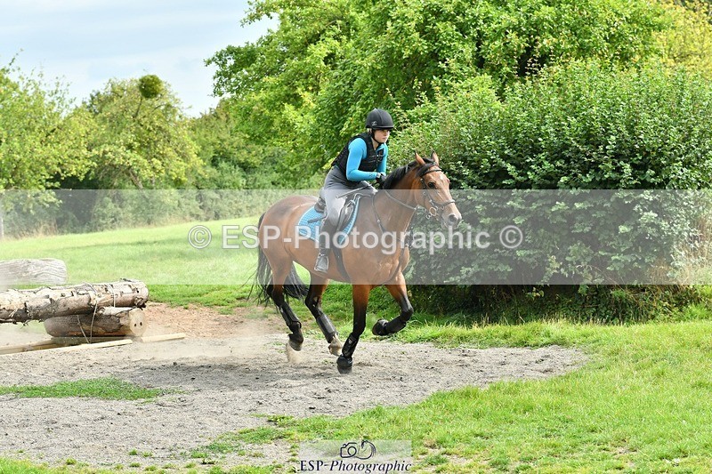 230817-152916-01525 - Theo's 2nd Group - XC