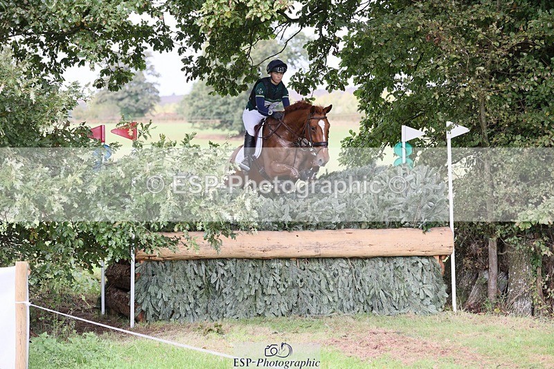 231020-124317-08772 - 043-OTTENTIK.NOBILITY-Dani.Evans-XC