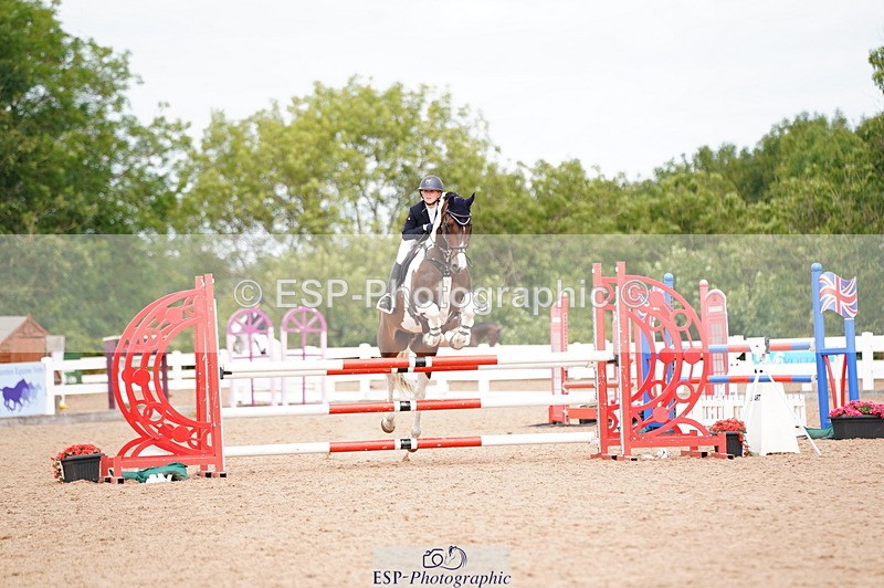 240804A-123132-10848 - Cls 51 1.05m Amateur Qualifier