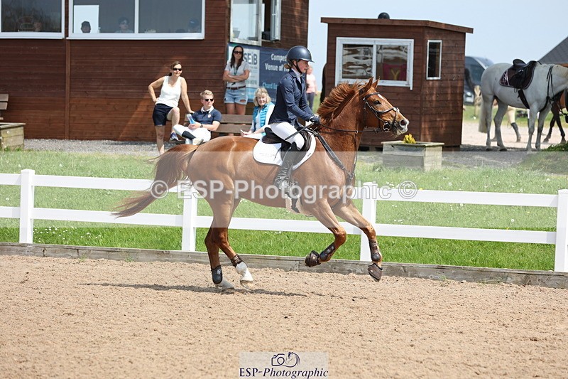 240510A-140043-07399 - Cls 17 1.05m National Am Quali