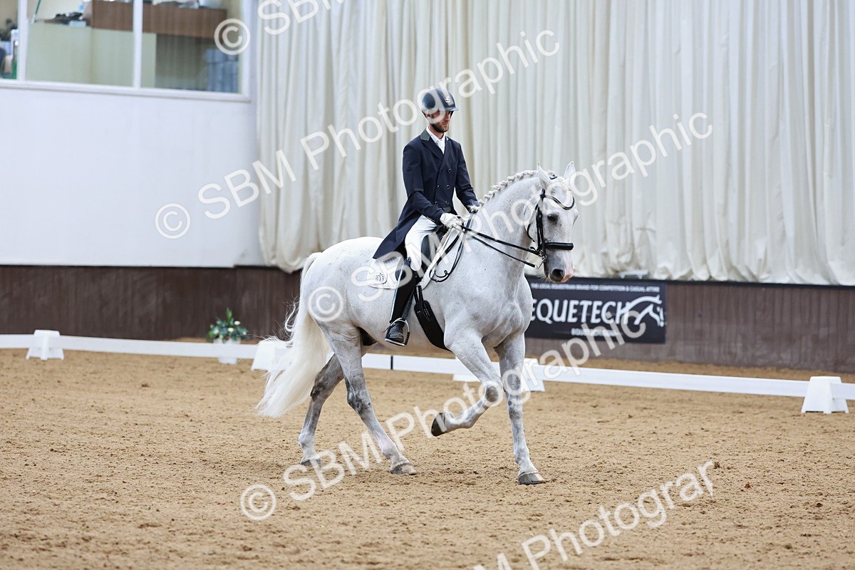 SBM_012768 - Class 3 - FEI PSG - 10.43-11.39