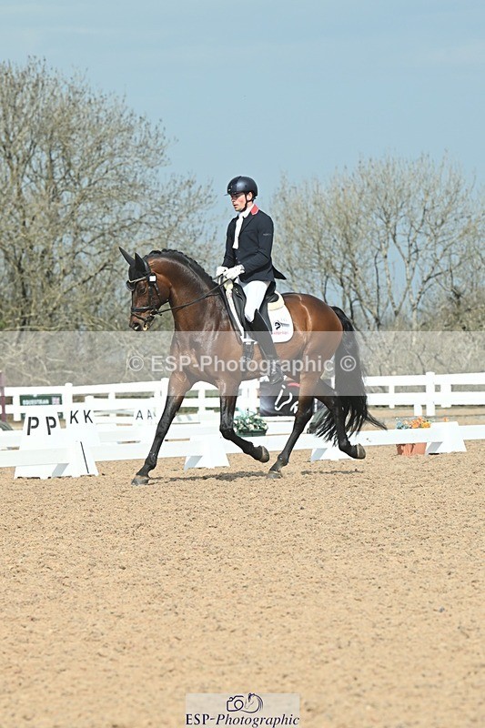 250403-104038-01532 - 048-Angus.Corrie-Deane-Maigret.VD.Watermolen