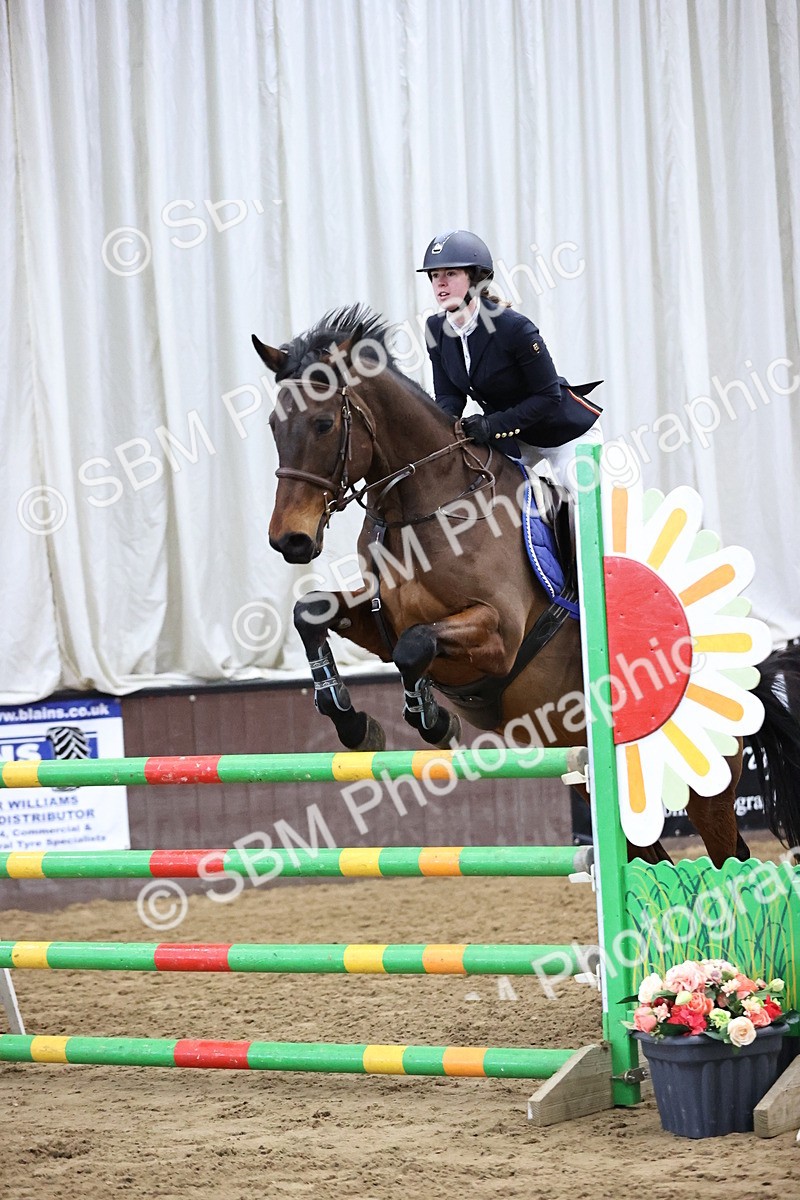 SBM_006148 - Class 16 - Senior Newcomers - 1.10m Open