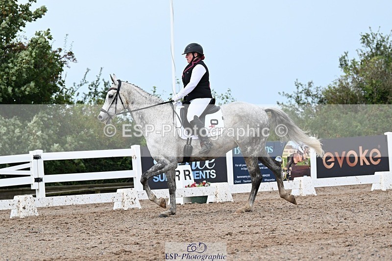 250907-130949-10003 - 071-Emma.ChapmanRoyal.Achiever