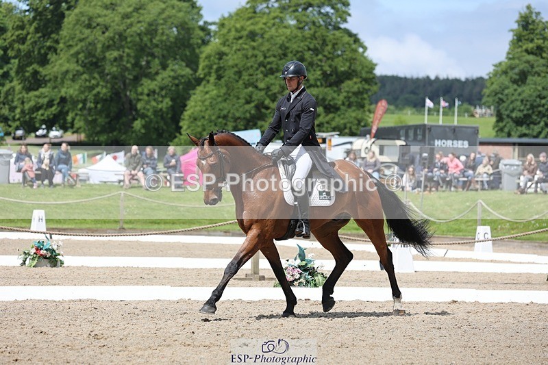 240523-115315-03631 - 241-CLASS_ROMANCE-Jack_Pinkney