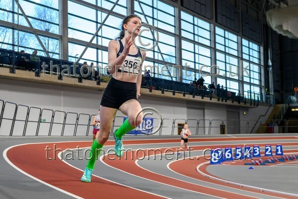 Age26SUN-810944 - Track Female