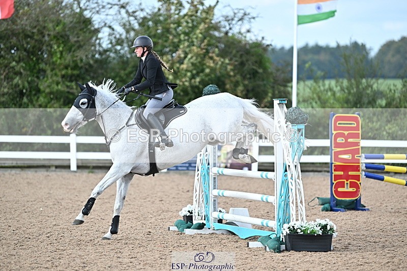 241005A-114426-03526 - SAT Cls 17 95cm Amateur Quali