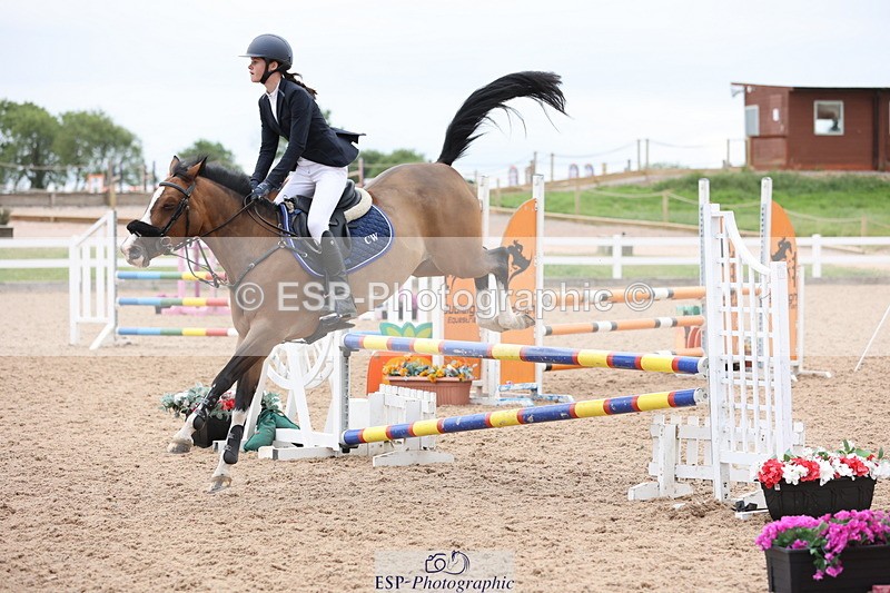 240630A-182526-16392 - Cls 28 Stepping Stones 128cm + 138cm