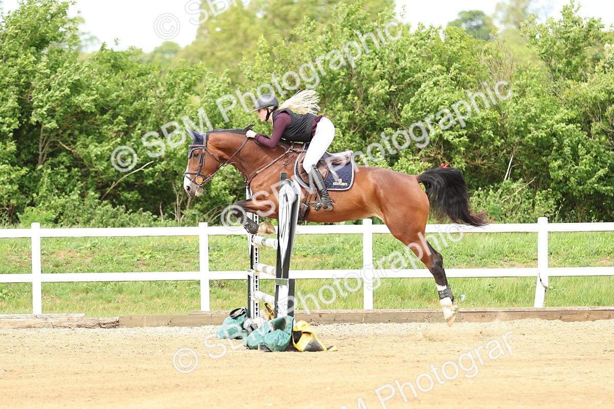 SBM_001157 - Class 5 - Senior Foxhunter - 1.20m