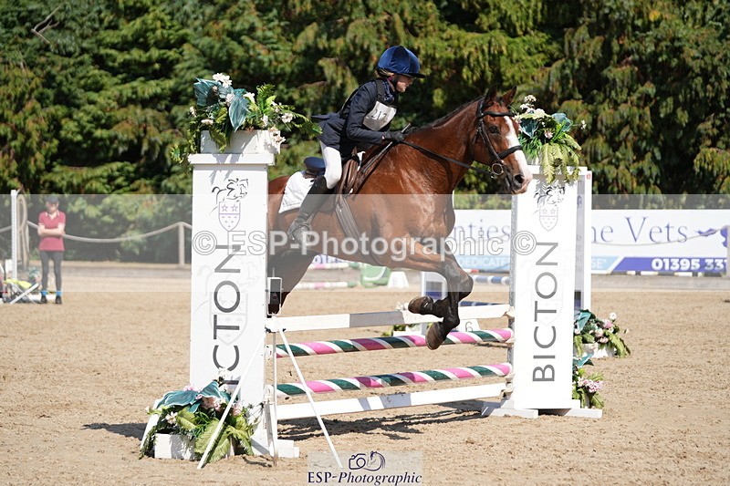 250824A-145735-38505 - 2173-Esmae.Leonard-Red