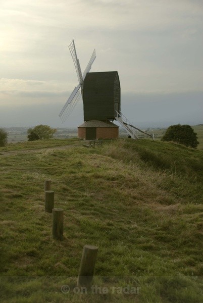 Brill post mill - Windmills