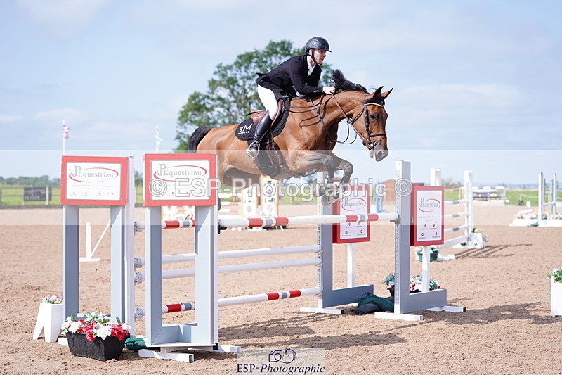 240802A-100316-03490 - Cls 15 Foxhunter